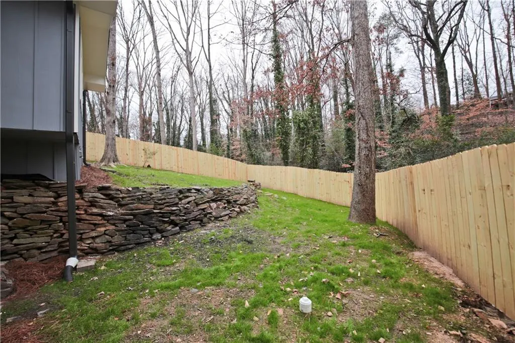 6590 Williamson Drive, Sandy Springs, Georgia 30328, 4 Bedrooms Bedrooms, ,3 BathroomsBathrooms,Residential,Sold,6590 Williamson Drive,5803308