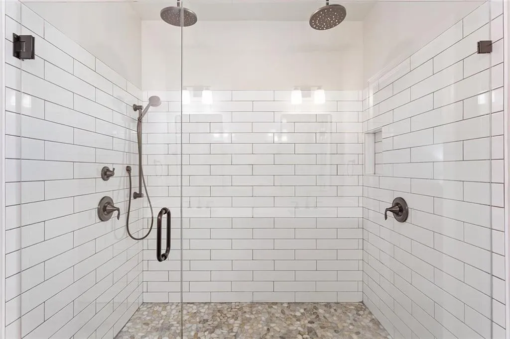 4346 Parkside Place, Sandy Springs, Georgia 30342, 3 Bedrooms Bedrooms, ,3 BathroomsBathrooms,Residential,Sold,4346 Parkside Place,6951843