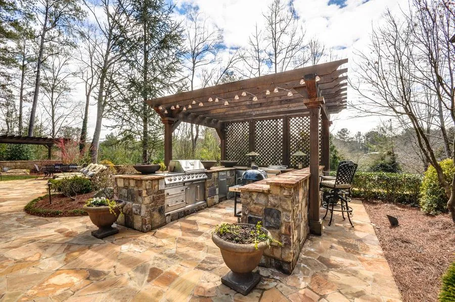 5430 Claire Rose Lane, Sandy Springs, Georgia 30327, 6 Bedrooms Bedrooms, ,7 BathroomsBathrooms,Residential,Sold,5430 Claire Rose Lane,5642819