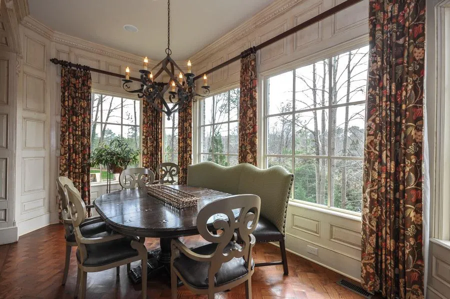 5430 Claire Rose Lane, Sandy Springs, Georgia 30327, 6 Bedrooms Bedrooms, ,7 BathroomsBathrooms,Residential,Sold,5430 Claire Rose Lane,5642819