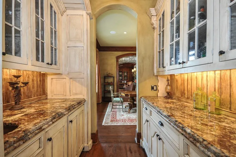 5430 Claire Rose Lane, Sandy Springs, Georgia 30327, 6 Bedrooms Bedrooms, ,7 BathroomsBathrooms,Residential,Sold,5430 Claire Rose Lane,5642819