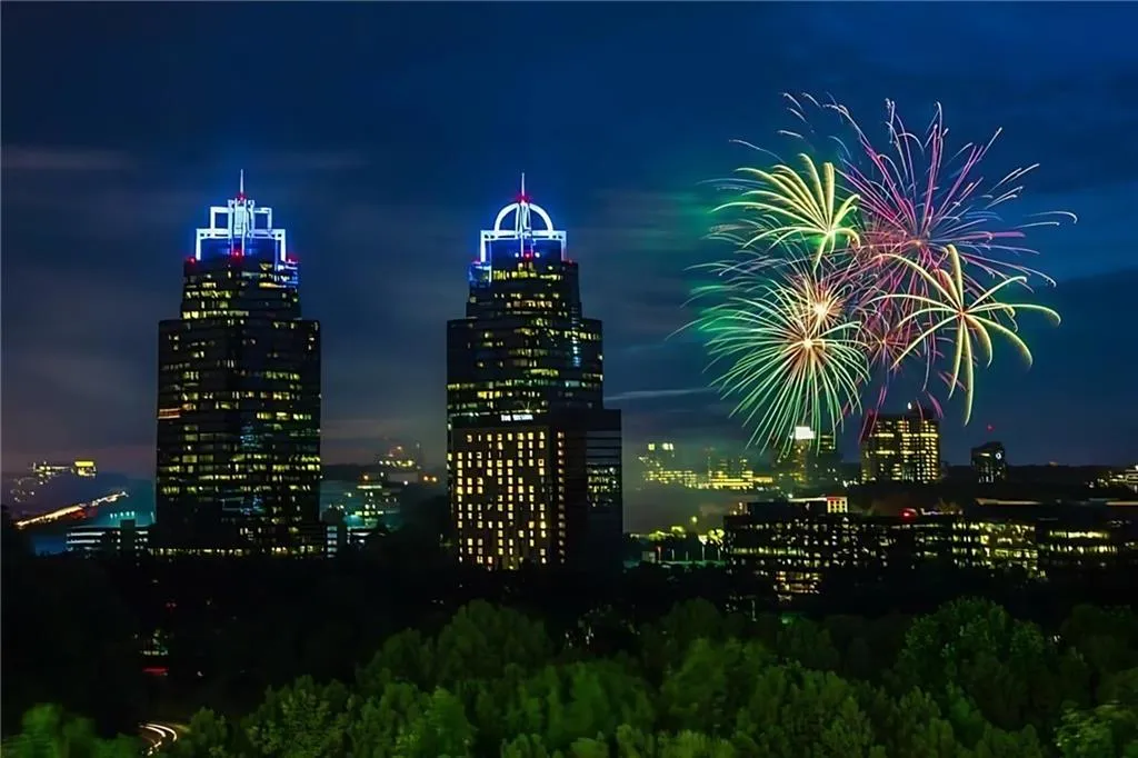 318 Sandy Springs Circle Unit 150, Atlanta, Georgia 30328, 2 Bedrooms Bedrooms, ,2 BathroomsBathrooms,Residential,For Sale,318 Sandy Springs Circle Unit 150,7484372