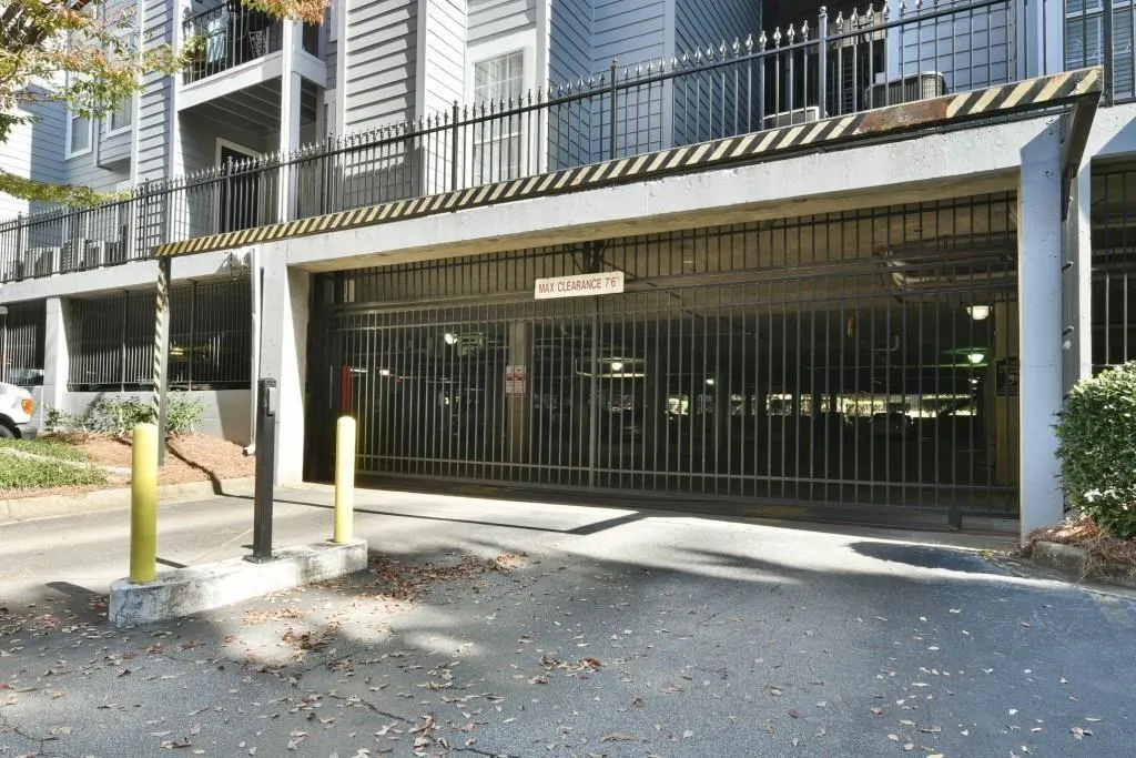 117 Granville Court, Atlanta, Georgia 30328, 2 Bedrooms Bedrooms, ,2 BathroomsBathrooms,Residential,Sold,117 Granville Court,6671482