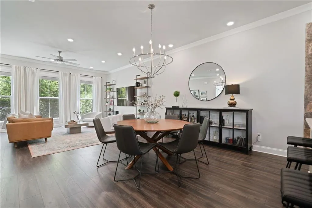 1815 La Dawn Lane Nw, Atlanta, Georgia 30318, 3 Bedrooms Bedrooms, ,3 BathroomsBathrooms,Residential,For Sale,1815 La Dawn Lane Nw,7575180
