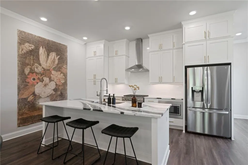 1815 La Dawn Lane Nw, Atlanta, Georgia 30318, 3 Bedrooms Bedrooms, ,3 BathroomsBathrooms,Residential,For Sale,1815 La Dawn Lane Nw,7575180