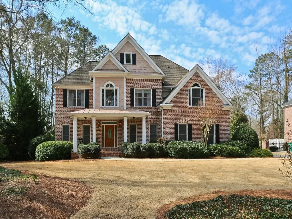 7040 Wycombe Road, Sandy Springs, Georgia 30328, 5 Bedrooms Bedrooms, ,4 BathroomsBathrooms,Residential,Sold,7040 Wycombe Road,5653611