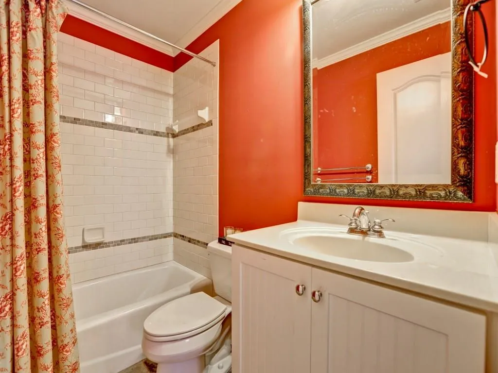 7040 Wycombe Road, Sandy Springs, Georgia 30328, 5 Bedrooms Bedrooms, ,4 BathroomsBathrooms,Residential,Sold,7040 Wycombe Road,5653611