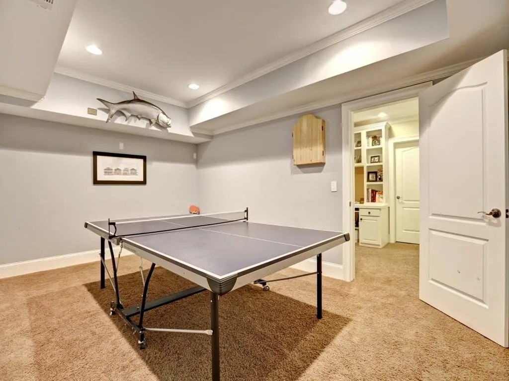7040 Wycombe Road, Sandy Springs, Georgia 30328, 5 Bedrooms Bedrooms, ,4 BathroomsBathrooms,Residential,Sold,7040 Wycombe Road,5653611