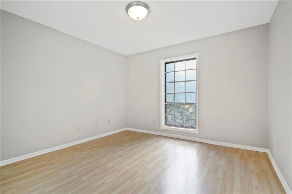 6851 Roswell Road Unit O27, Sandy Springs, Georgia 30328, 2 Bedrooms Bedrooms, ,2 BathroomsBathrooms,Residential,Sold,6851 Roswell Road Unit O27,6911458