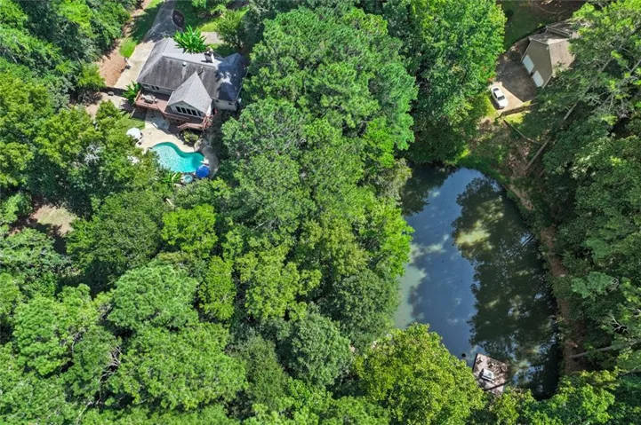 127 Caracas Drive, Woodstock, Georgia 30188