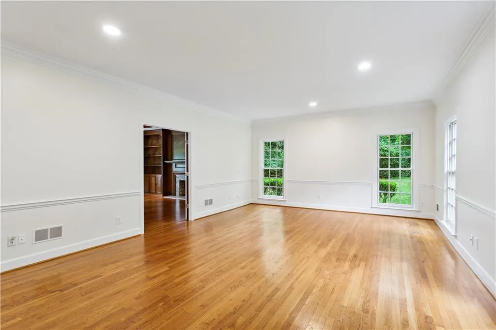 8935 River Landing Way, Atlanta, Georgia 30350, 5 Bedrooms Bedrooms, ,4 BathroomsBathrooms,Residential,Sold,8935 River Landing Way,7407789