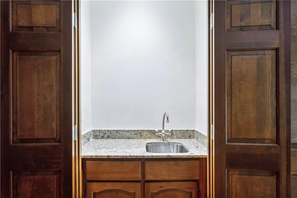 8935 River Landing Way, Atlanta, Georgia 30350, 5 Bedrooms Bedrooms, ,4 BathroomsBathrooms,Residential,Sold,8935 River Landing Way,7407789