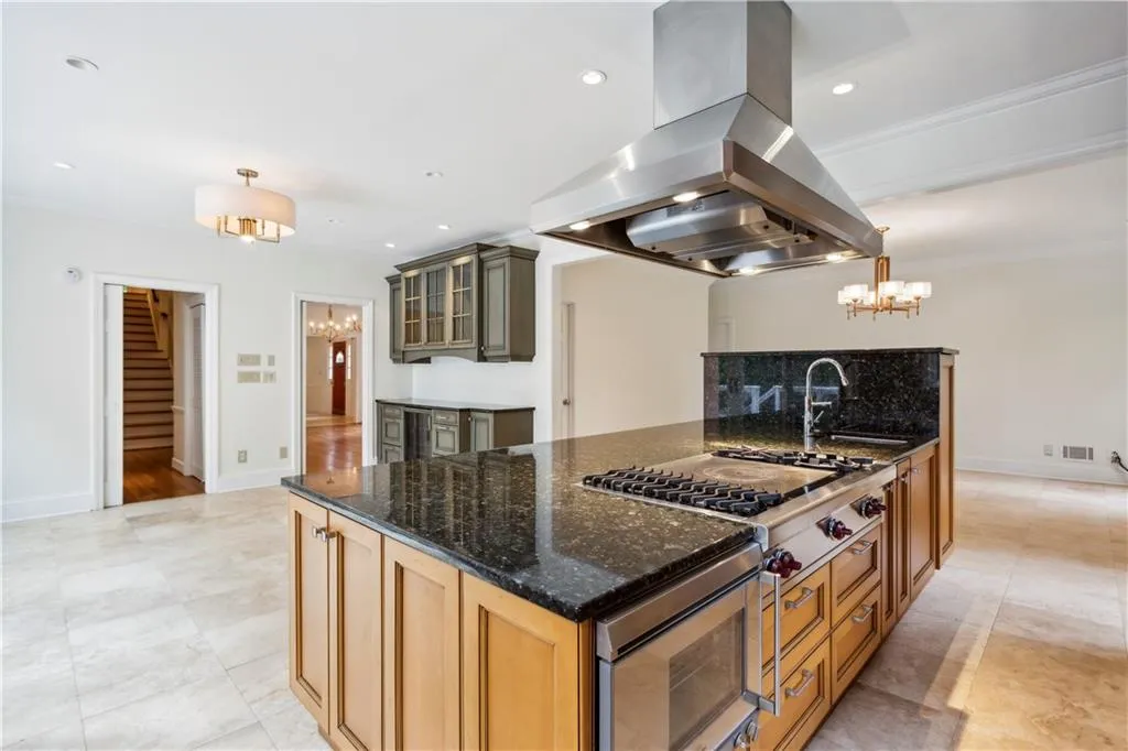 8935 River Landing Way, Atlanta, Georgia 30350, 5 Bedrooms Bedrooms, ,4 BathroomsBathrooms,Residential,Sold,8935 River Landing Way,7407789