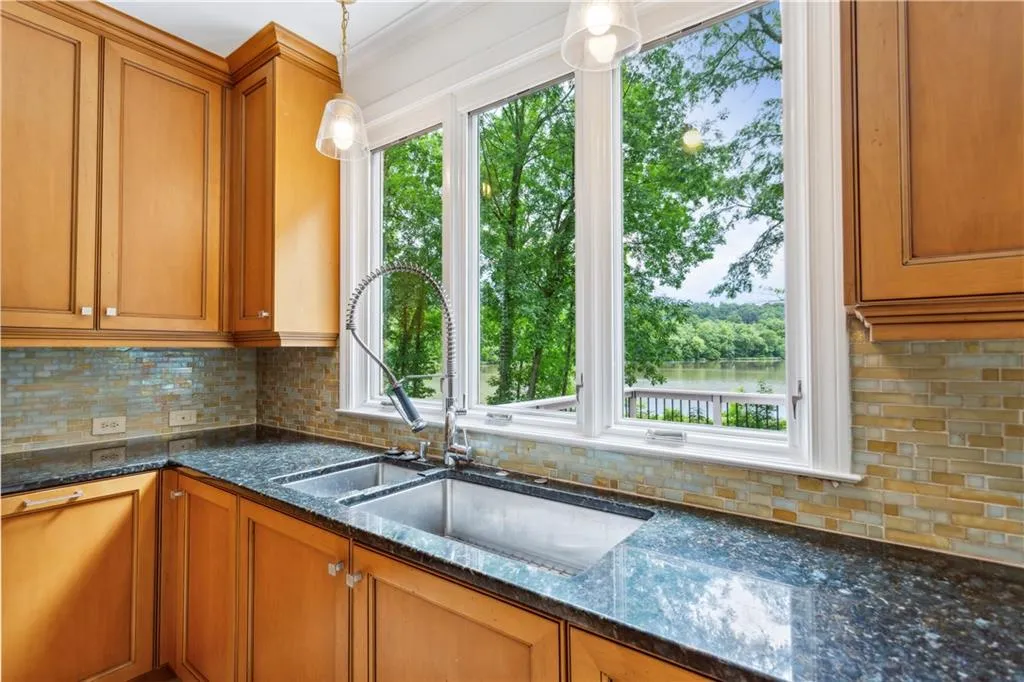 8935 River Landing Way, Atlanta, Georgia 30350, 5 Bedrooms Bedrooms, ,4 BathroomsBathrooms,Residential,Sold,8935 River Landing Way,7407789