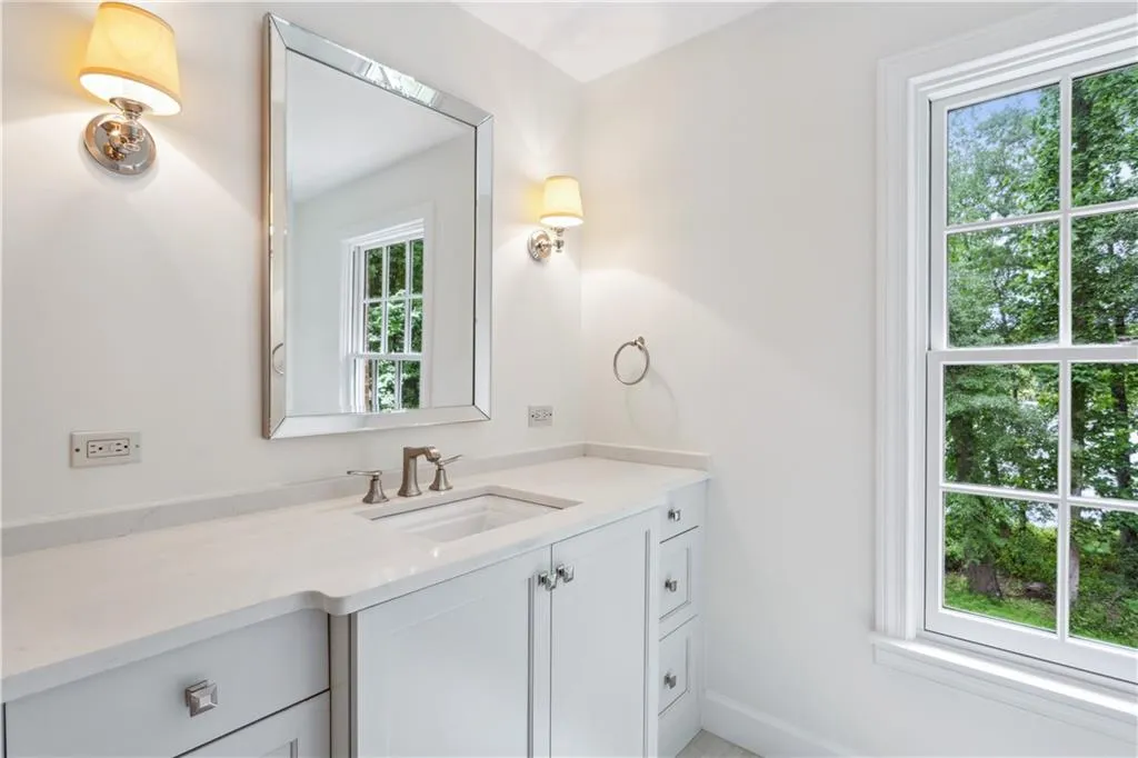 8935 River Landing Way, Atlanta, Georgia 30350, 5 Bedrooms Bedrooms, ,4 BathroomsBathrooms,Residential,Sold,8935 River Landing Way,7407789