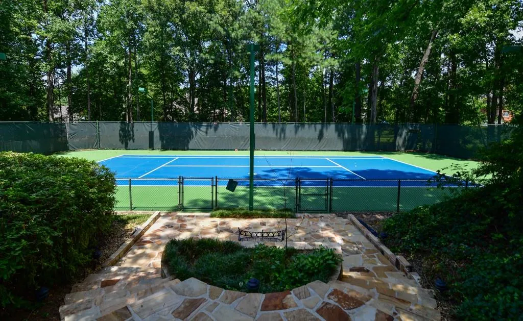 1105 Heards Ferry Road, Atlanta, Georgia 30328, 8 Bedrooms Bedrooms, ,10 BathroomsBathrooms,Residential,Sold,1105 Heards Ferry Road,6601738