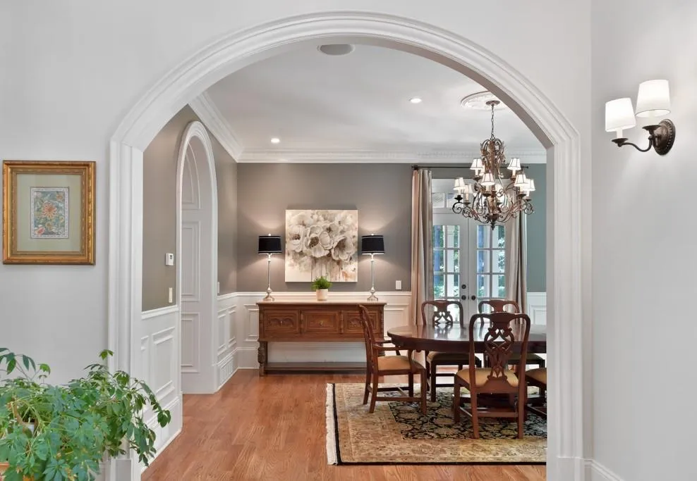 1105 Heards Ferry Road, Atlanta, Georgia 30328, 8 Bedrooms Bedrooms, ,10 BathroomsBathrooms,Residential,Sold,1105 Heards Ferry Road,6601738