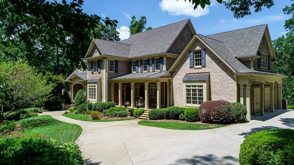 1105 Heards Ferry Road, Atlanta, Georgia 30328, 8 Bedrooms Bedrooms, ,10 BathroomsBathrooms,Residential,Sold,1105 Heards Ferry Road,6601738