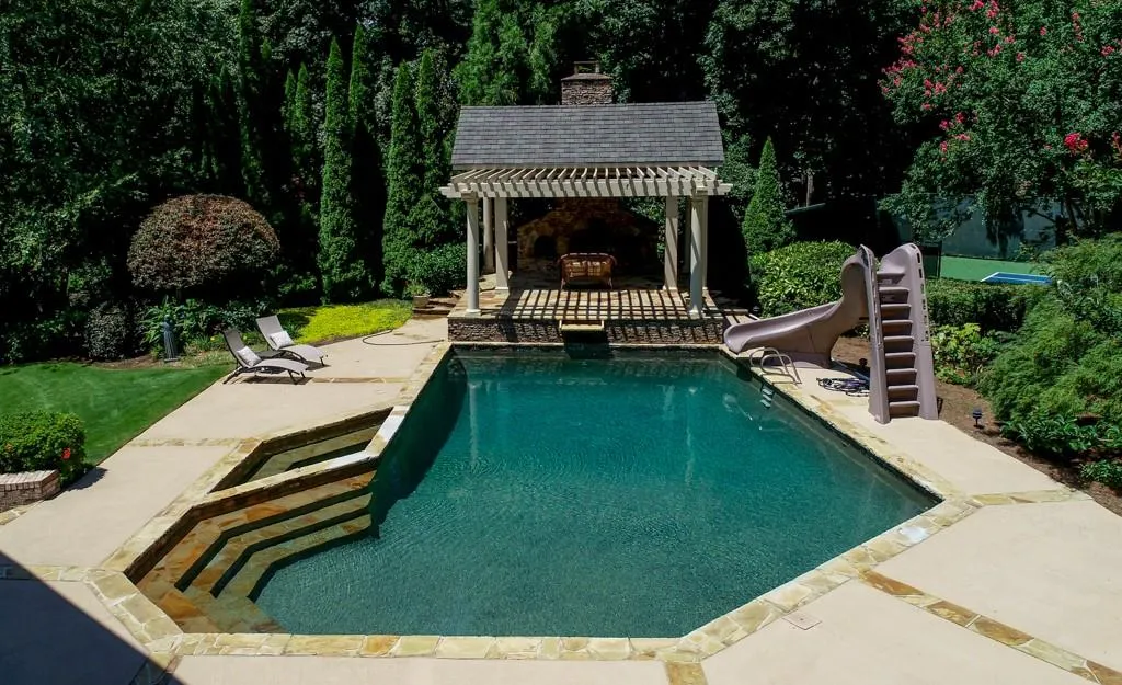 1105 Heards Ferry Road, Atlanta, Georgia 30328, 8 Bedrooms Bedrooms, ,10 BathroomsBathrooms,Residential,Sold,1105 Heards Ferry Road,6601738