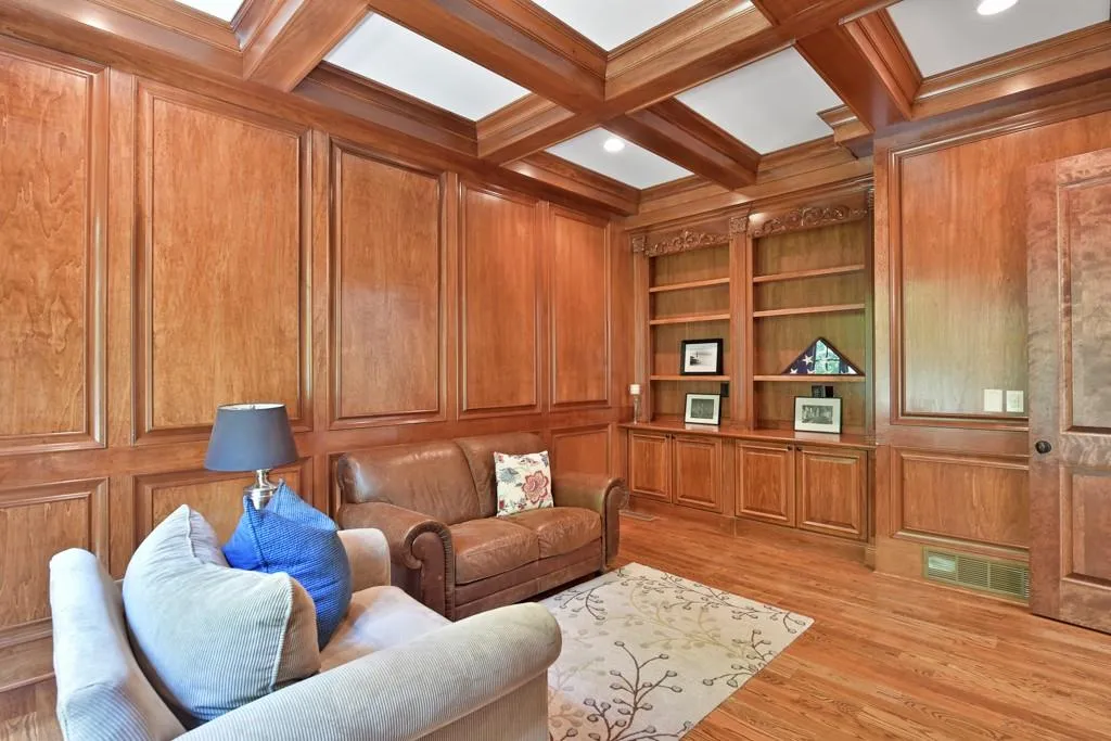 1105 Heards Ferry Road, Atlanta, Georgia 30328, 8 Bedrooms Bedrooms, ,10 BathroomsBathrooms,Residential,Sold,1105 Heards Ferry Road,6601738