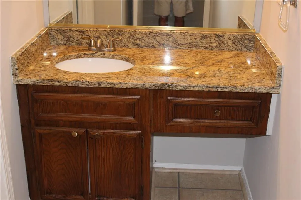 1008 Vicksburg Place, Sandy Springs, Georgia 30350, 2 Bedrooms Bedrooms, ,2 BathroomsBathrooms,Residential,Sold,1008 Vicksburg Place,5758644