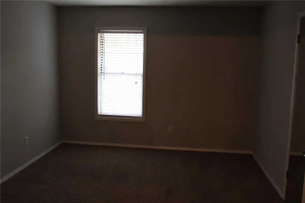 1008 Vicksburg Place, Sandy Springs, Georgia 30350, 2 Bedrooms Bedrooms, ,2 BathroomsBathrooms,Residential,Sold,1008 Vicksburg Place,5758644