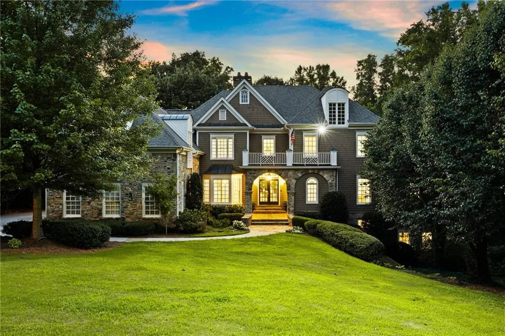 465 Montwicke Chase Nw, Atlanta, Georgia 30327, 5 Bedrooms Bedrooms, ,5 BathroomsBathrooms,Residential,Sold,465 Montwicke Chase Nw,7440382