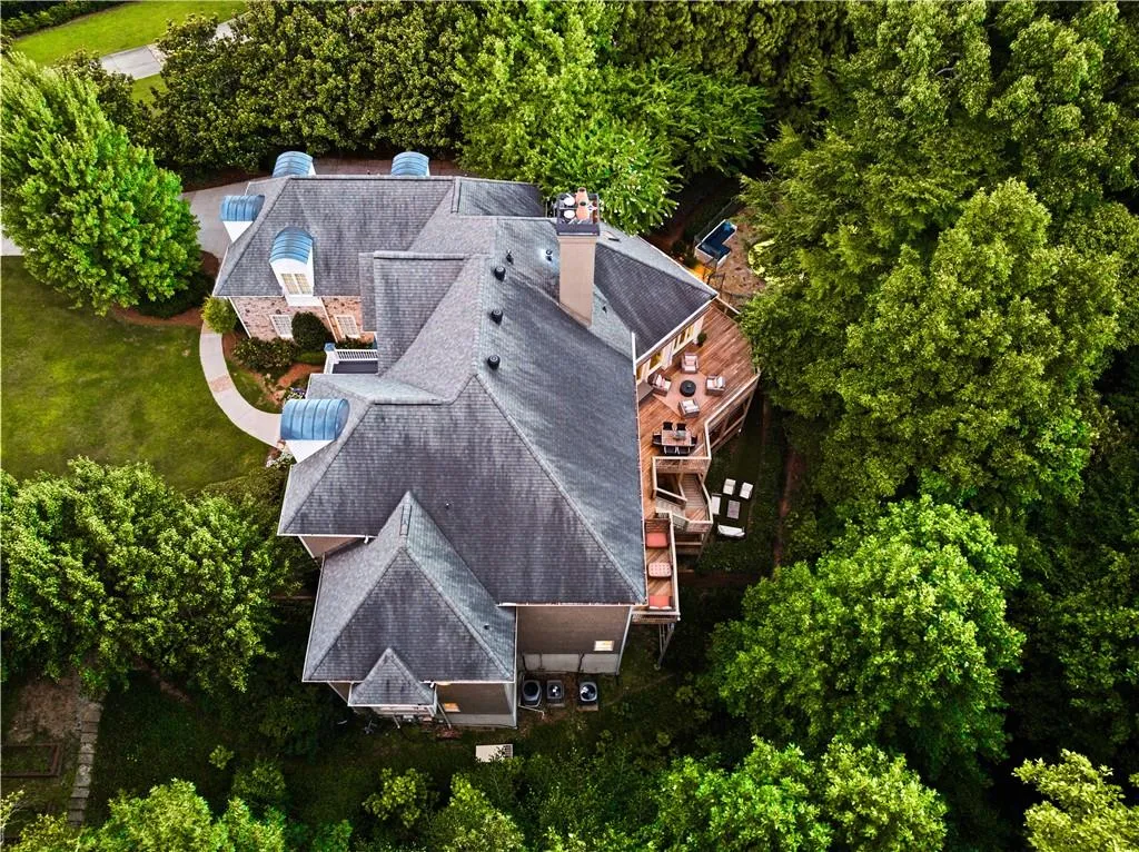 465 Montwicke Chase Nw, Atlanta, Georgia 30327, 5 Bedrooms Bedrooms, ,5 BathroomsBathrooms,Residential,Sold,465 Montwicke Chase Nw,7440382