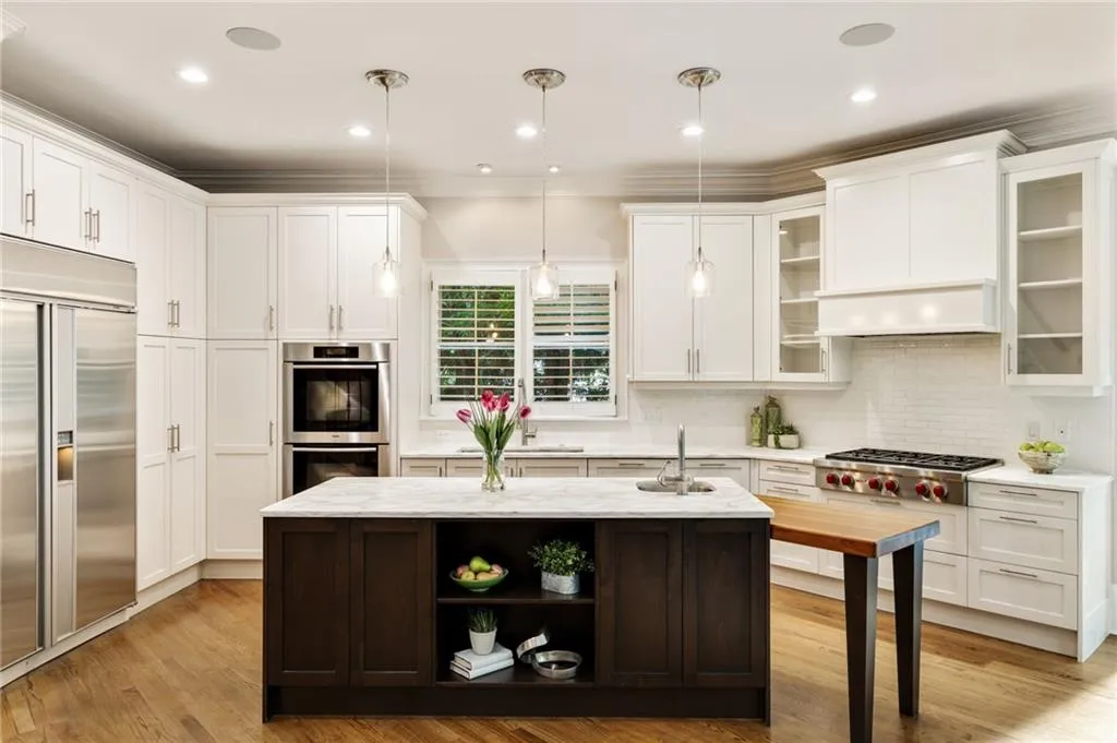 465 Montwicke Chase Nw, Atlanta, Georgia 30327, 5 Bedrooms Bedrooms, ,5 BathroomsBathrooms,Residential,Sold,465 Montwicke Chase Nw,7440382