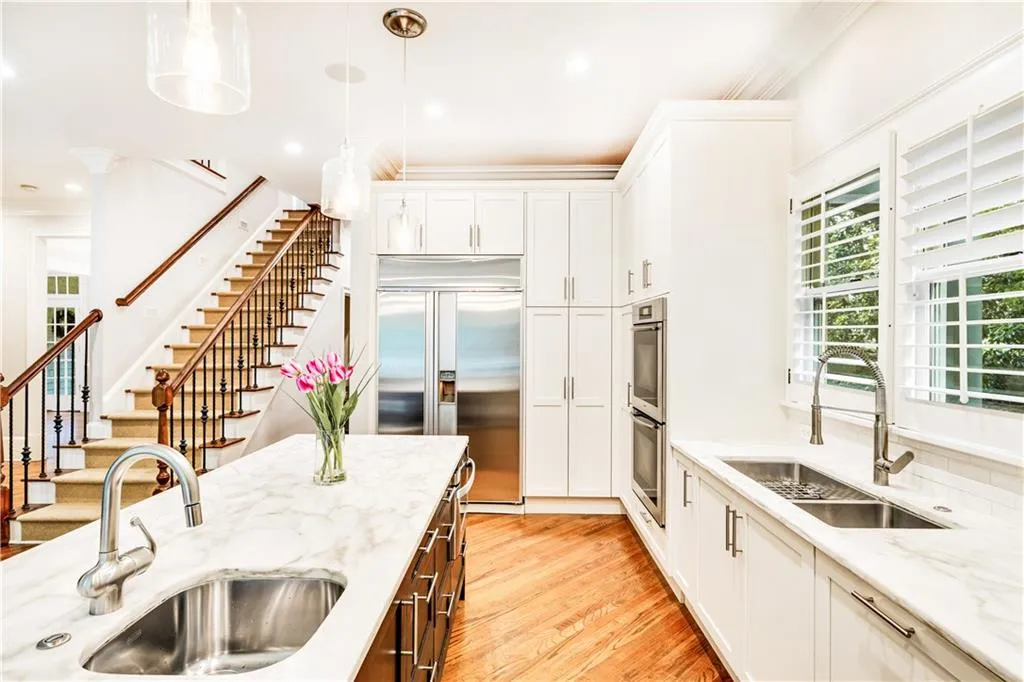 465 Montwicke Chase Nw, Atlanta, Georgia 30327, 5 Bedrooms Bedrooms, ,5 BathroomsBathrooms,Residential,Sold,465 Montwicke Chase Nw,7440382