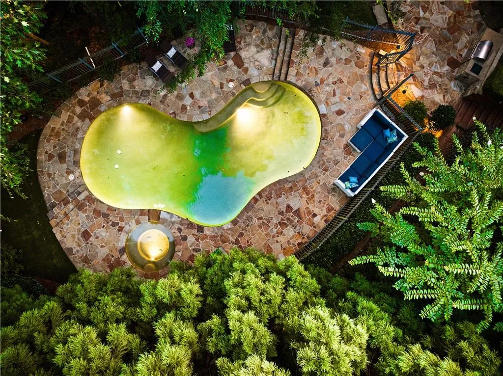 465 Montwicke Chase Nw, Atlanta, Georgia 30327, 5 Bedrooms Bedrooms, ,5 BathroomsBathrooms,Residential,Sold,465 Montwicke Chase Nw,7440382