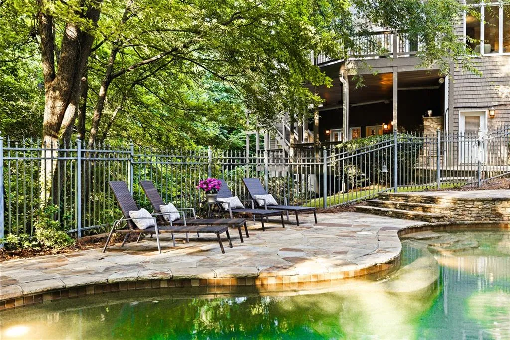 465 Montwicke Chase Nw, Atlanta, Georgia 30327, 5 Bedrooms Bedrooms, ,5 BathroomsBathrooms,Residential,Sold,465 Montwicke Chase Nw,7440382