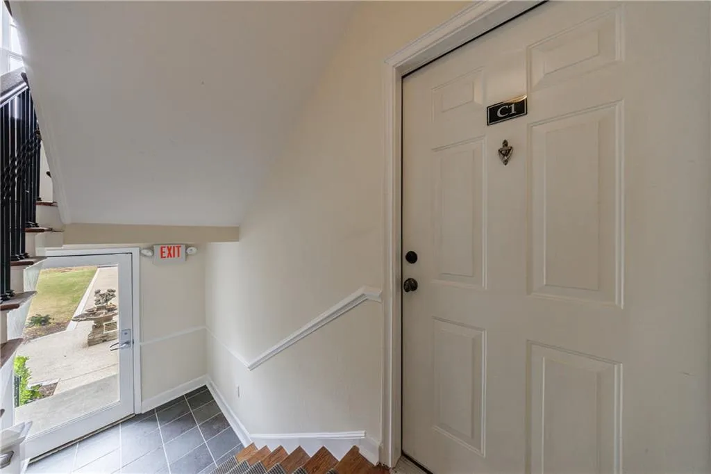 115 Peachtree Memorial Drive Nw Unit C1, Atlanta, Georgia 30309, 2 Bedrooms Bedrooms, ,1 BathroomBathrooms,Residential,For Sale,115 Peachtree Memorial Drive Nw Unit C1,7611616