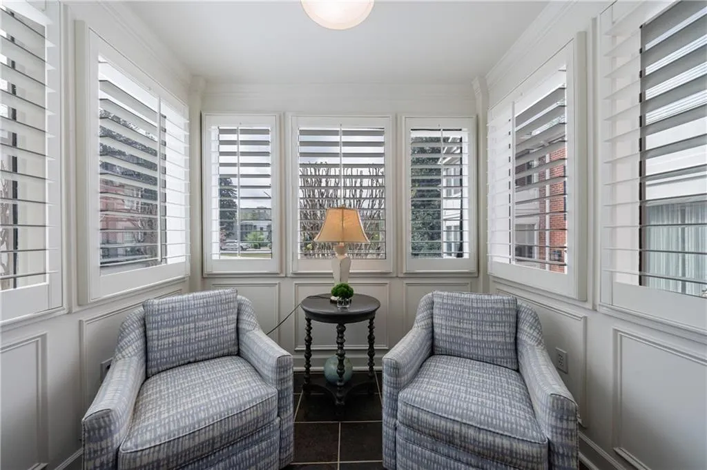 115 Peachtree Memorial Drive Nw Unit C1, Atlanta, Georgia 30309, 2 Bedrooms Bedrooms, ,1 BathroomBathrooms,Residential,For Sale,115 Peachtree Memorial Drive Nw Unit C1,7611616