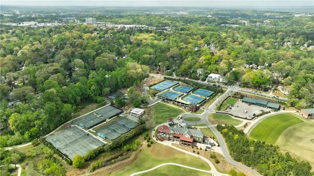 115 Peachtree Memorial Drive Nw Unit C1, Atlanta, Georgia 30309, 2 Bedrooms Bedrooms, ,1 BathroomBathrooms,Residential,For Sale,115 Peachtree Memorial Drive Nw Unit C1,7611616