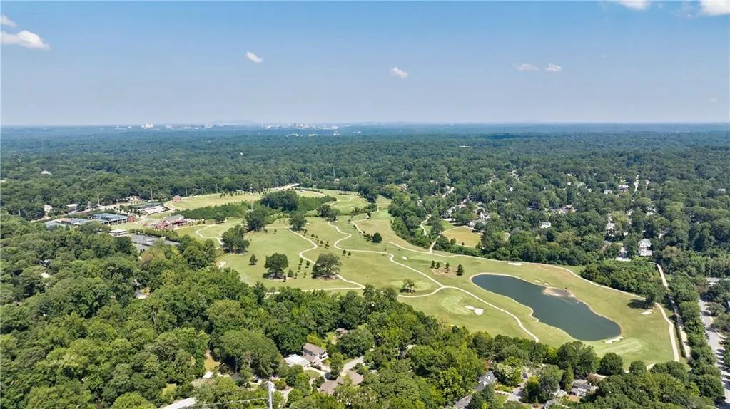 115 Peachtree Memorial Drive Nw Unit C1, Atlanta, Georgia 30309, 2 Bedrooms Bedrooms, ,1 BathroomBathrooms,Residential,For Sale,115 Peachtree Memorial Drive Nw Unit C1,7611616