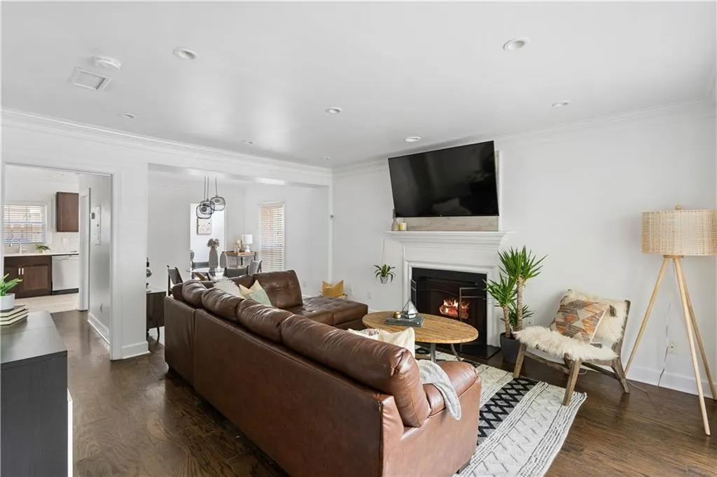 24 Mount Vernon Circle, Atlanta, Georgia 30338, 2 Bedrooms Bedrooms, ,2 BathroomsBathrooms,Residential,Sold,24 Mount Vernon Circle,7245612