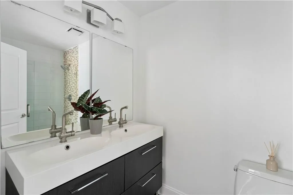 24 Mount Vernon Circle, Atlanta, Georgia 30338, 2 Bedrooms Bedrooms, ,2 BathroomsBathrooms,Residential,Sold,24 Mount Vernon Circle,7245612