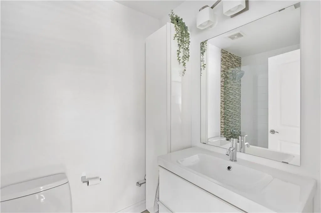 24 Mount Vernon Circle, Atlanta, Georgia 30338, 2 Bedrooms Bedrooms, ,2 BathroomsBathrooms,Residential,Sold,24 Mount Vernon Circle,7245612