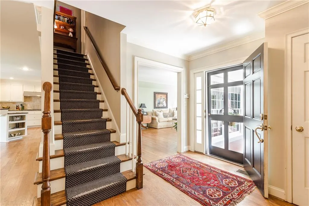 2798 Dover Road Nw, Atlanta, Georgia 30327, 4 Bedrooms Bedrooms, ,3 BathroomsBathrooms,Residential,Sold,2798 Dover Road Nw,5967243