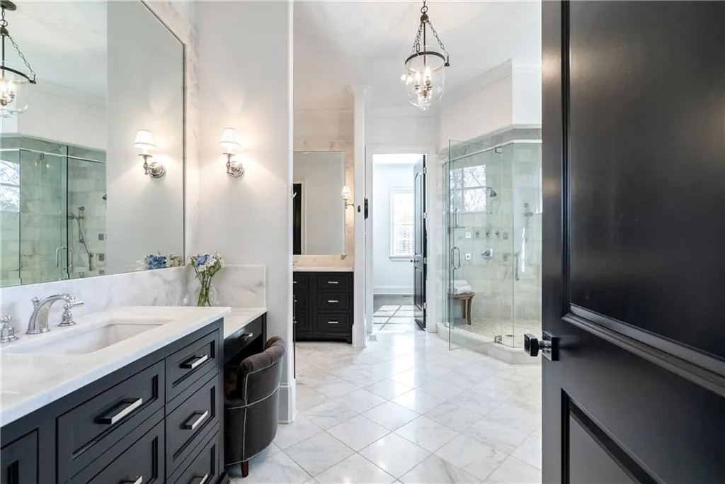 5020 Riverview Road, Sandy Springs, Georgia 30327, 5 Bedrooms Bedrooms, ,5 BathroomsBathrooms,Residential,Sold,5020 Riverview Road,6656787