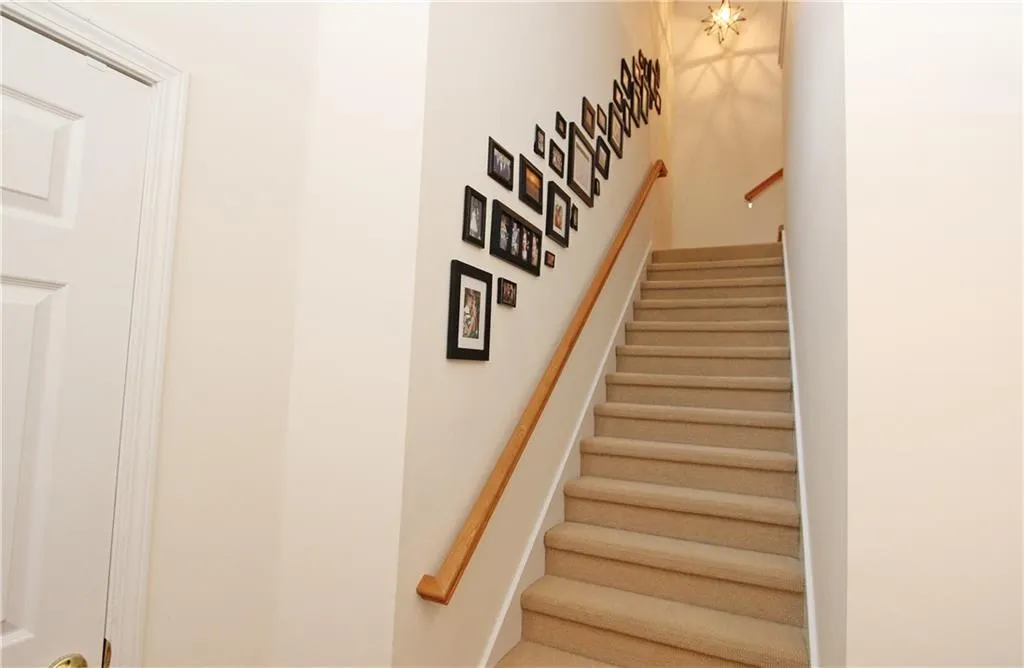2400 Cumberland Parkway Se Unit 621, Atlanta, Georgia 30339, 2 Bedrooms Bedrooms, ,1 BathroomBathrooms,Residential,Sold,2400 Cumberland Parkway Se Unit 621,5711457