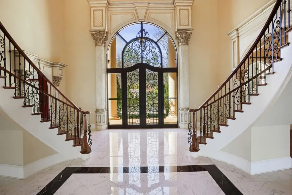 5115 Northside Drive, Atlanta, Georgia 30327, 8 Bedrooms Bedrooms, ,8 BathroomsBathrooms,Residential,Sold,5115 Northside Drive,6674396