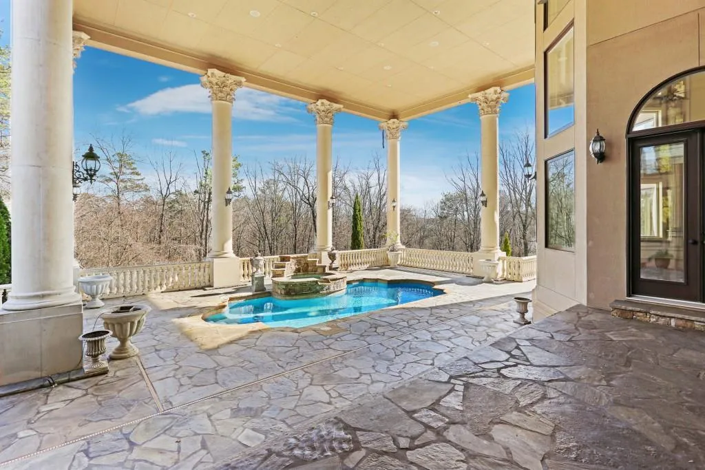 5115 Northside Drive, Atlanta, Georgia 30327, 8 Bedrooms Bedrooms, ,8 BathroomsBathrooms,Residential,Sold,5115 Northside Drive,6674396