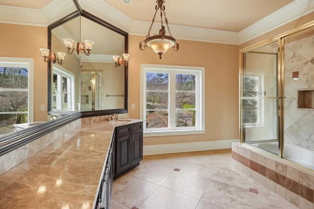 5115 Northside Drive, Atlanta, Georgia 30327, 8 Bedrooms Bedrooms, ,8 BathroomsBathrooms,Residential,Sold,5115 Northside Drive,6674396