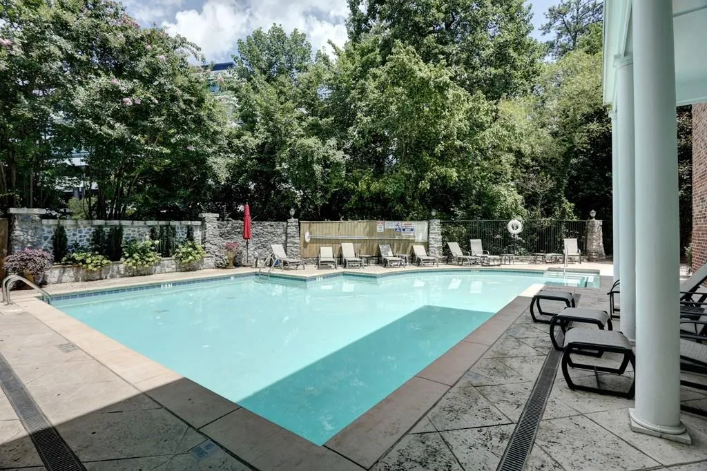 1171 Glenridge Place, Atlanta, Georgia 30342, 1 Bedroom Bedrooms, ,1 BathroomBathrooms,Residential,Sold,1171 Glenridge Place,6125293