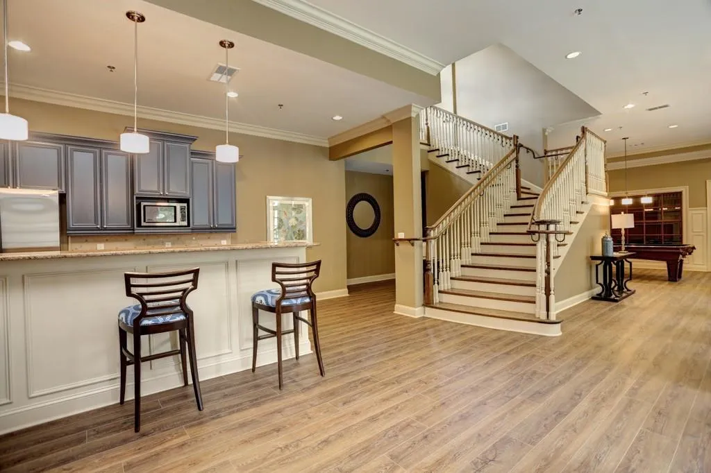 1171 Glenridge Place, Atlanta, Georgia 30342, 1 Bedroom Bedrooms, ,1 BathroomBathrooms,Residential,Sold,1171 Glenridge Place,6125293