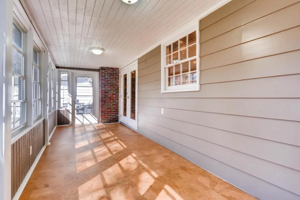 5830 Kayron Drive, Sandy Springs, Georgia 30328, 4 Bedrooms Bedrooms, ,3 BathroomsBathrooms,Residential,Sold,5830 Kayron Drive,5986767