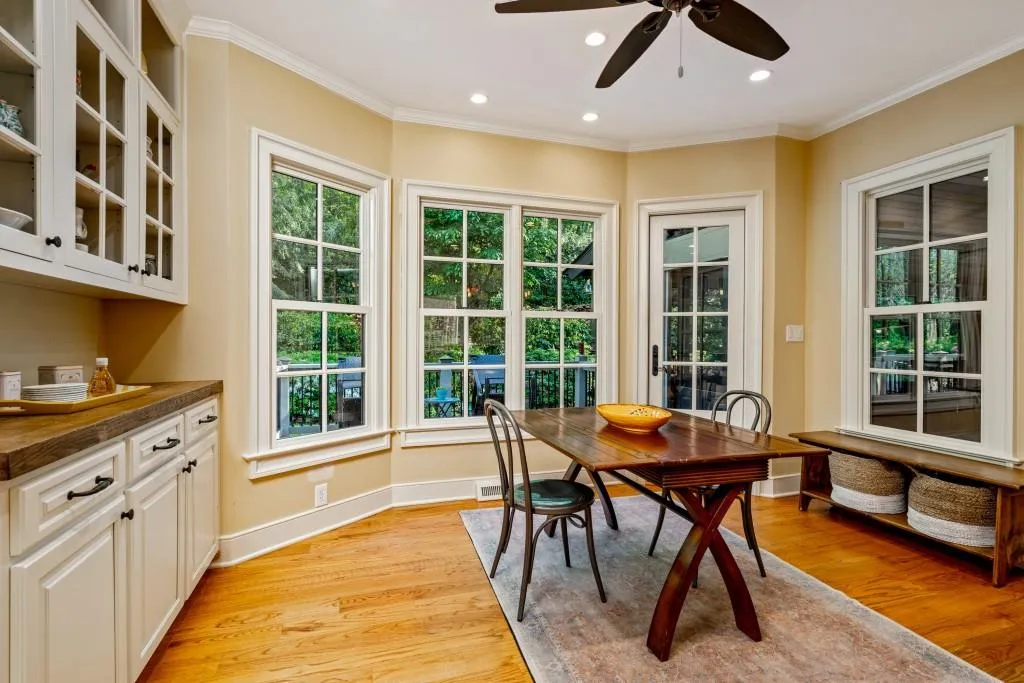 2125 Spalding Drive, Sandy Springs, Georgia 30350, 5 Bedrooms Bedrooms, ,3 BathroomsBathrooms,Residential,Sold,2125 Spalding Drive,6872453