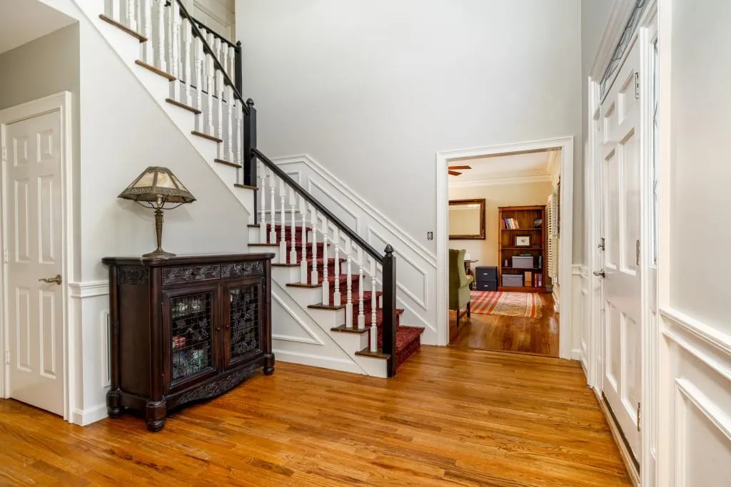 2125 Spalding Drive, Sandy Springs, Georgia 30350, 5 Bedrooms Bedrooms, ,3 BathroomsBathrooms,Residential,Sold,2125 Spalding Drive,6872453